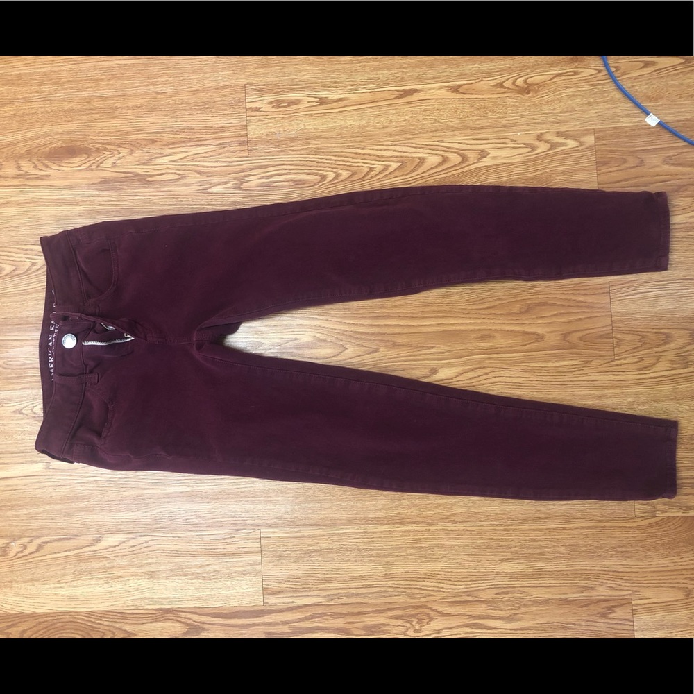 American Eagle maroon jegging